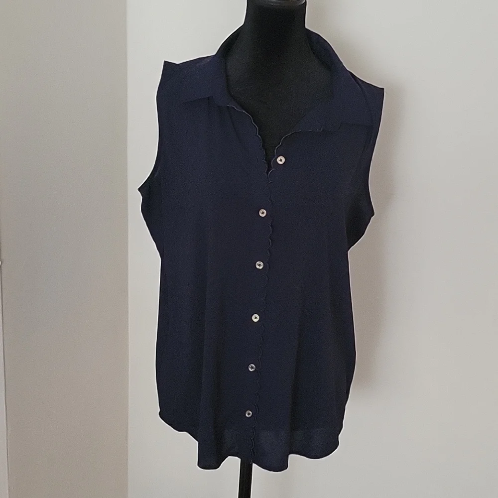 Blouse TH - Picture 1 of 3